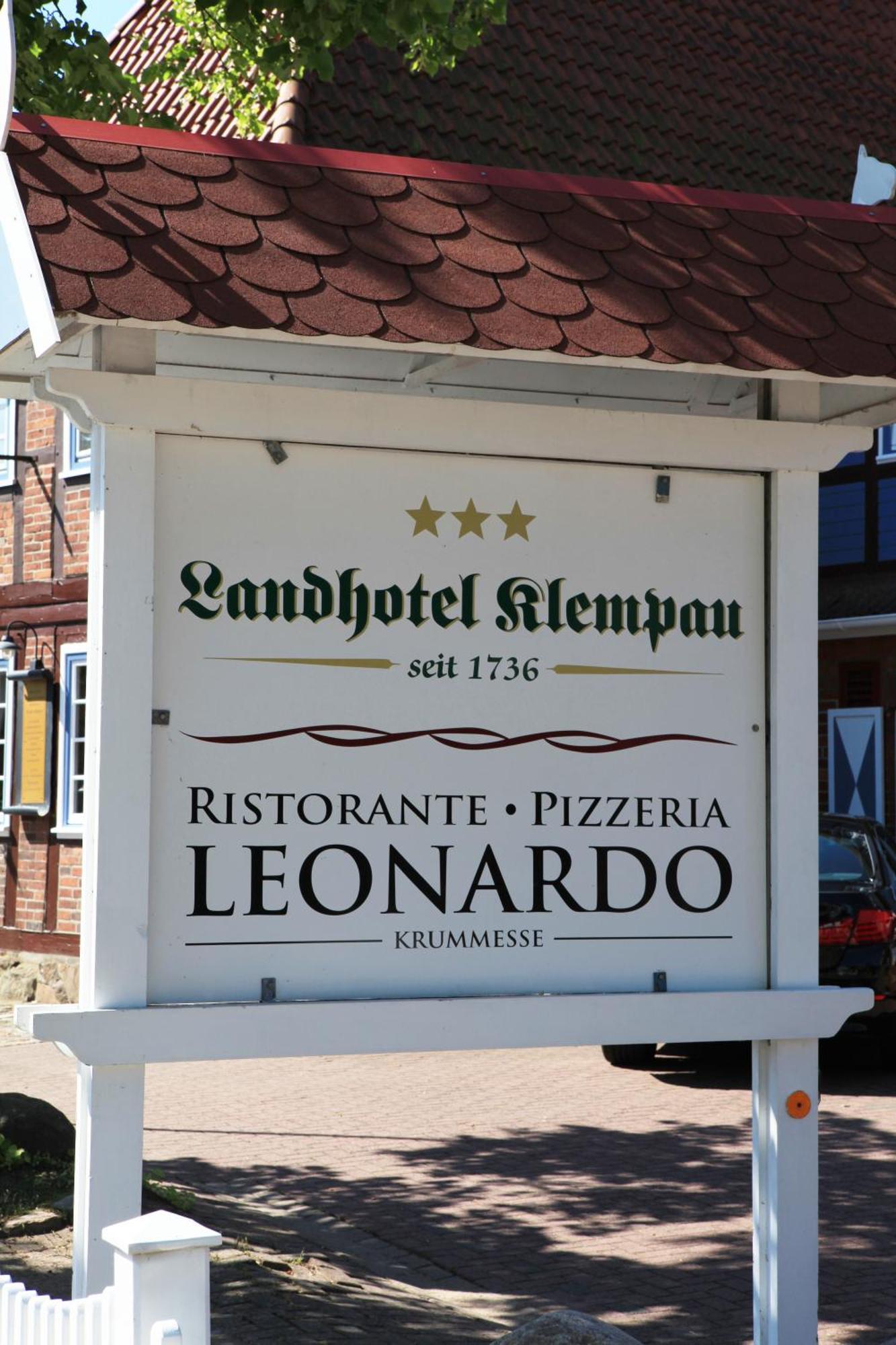 Landhotel Klempau Bliestorf Exterior photo
