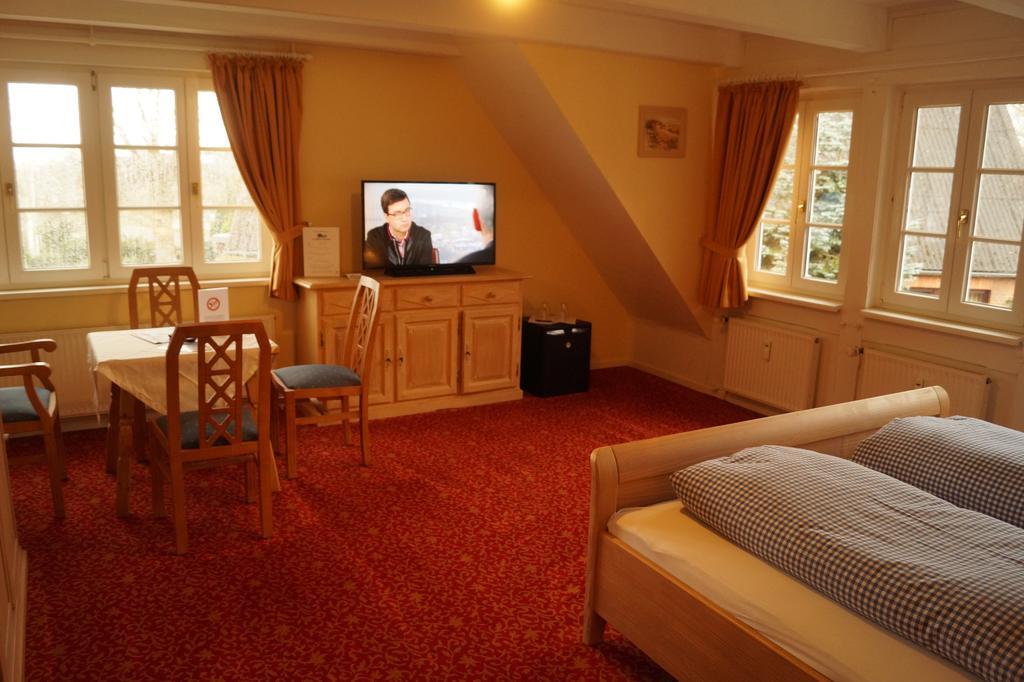 Landhotel Klempau Bliestorf Room photo